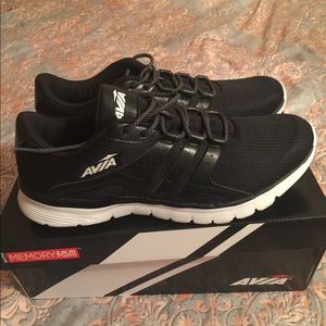 Men shoes, brand new.